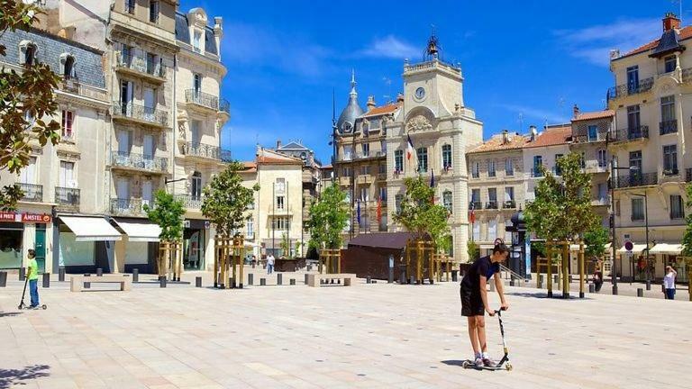 Le Petit Nid Des Arenes Apartment Beziers Ngoại thất bức ảnh